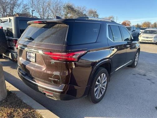 2023 Chevrolet Traverse Premier