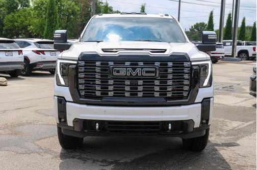 White Frost Tri-Coat 2025 GMC Sierra 2500 Denali Ultimate