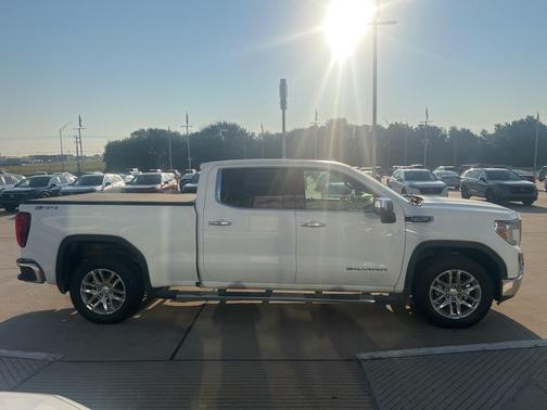 2020 GMC Sierra 1500 SLT
