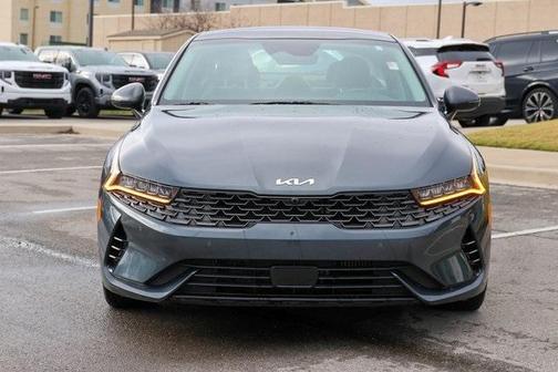 2022 Kia K5 EX