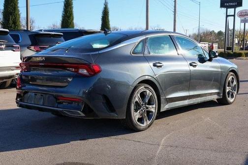 2022 Kia K5 EX