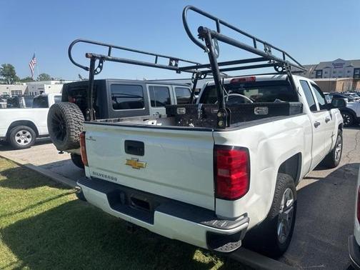 2018 Chevrolet Silverado 1500 Custom