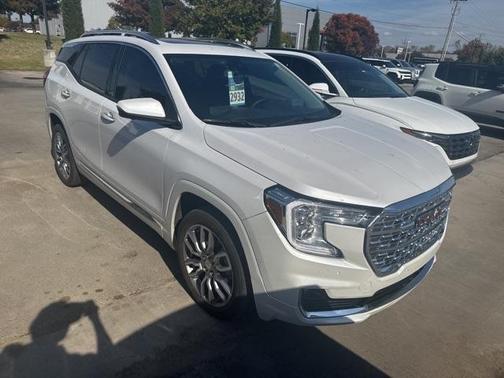 2023 GMC Terrain Denali