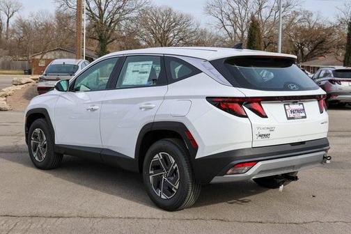 2026 Hyundai TUCSON Hybrid Blue SE