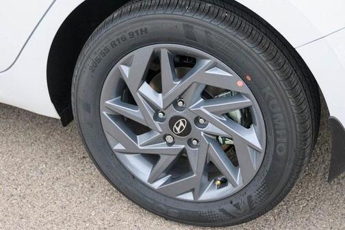 2025 Hyundai ELANTRA HEV Blue