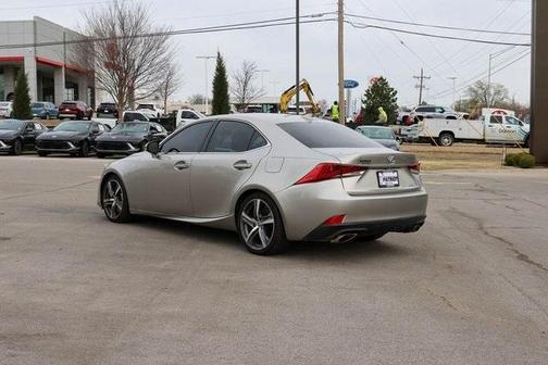 2018 Lexus IS 300 Base