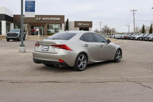 2018 Lexus IS 300 Base