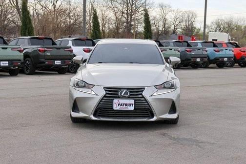 2018 Lexus IS 300 Base