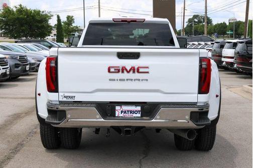 Summit White 2026 GMC Sierra 3500 Pro