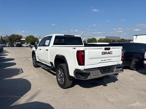 2026 GMC Sierra 2500 SLT