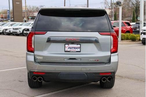 2023 GMC Yukon XL AT4