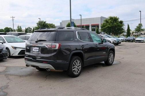 2018 GMC Acadia SLE-2