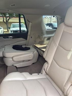 2020 Cadillac Escalade Luxury