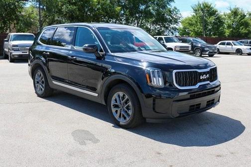 2023 Kia Telluride LX