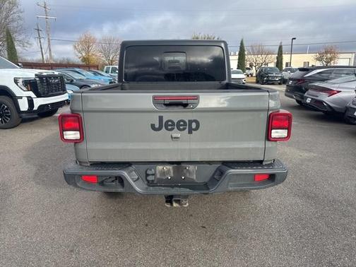 2021 Jeep Gladiator Sport
