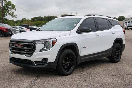 2023 GMC Terrain AT4