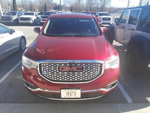 2019 GMC Acadia Denali