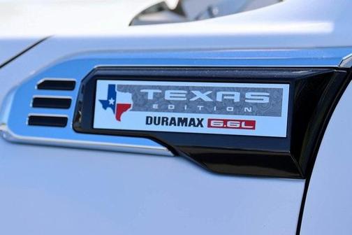 2026 GMC Sierra 3500 SLT