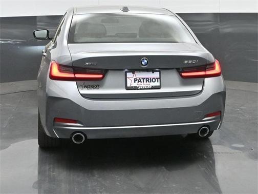 2024 BMW 330 i xDrive