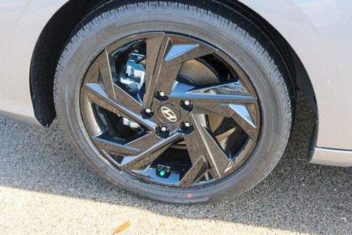 2026 Hyundai ELANTRA HEV SEL Sport