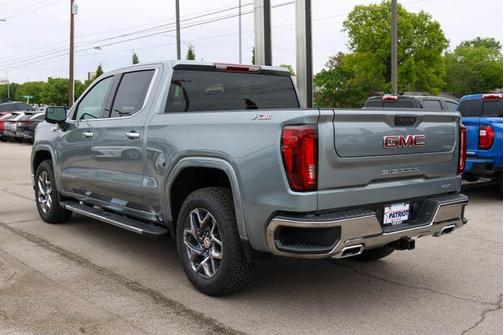 Sterling 2026 GMC Sierra 1500 SLT
