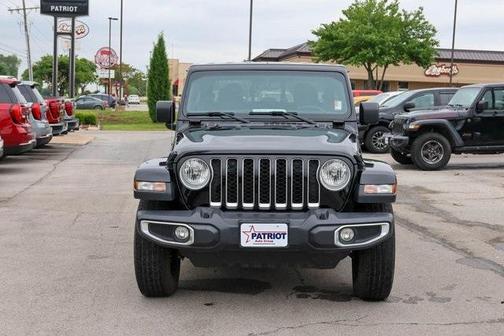 2023 Jeep Gladiator Overland