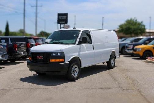 2025 GMC Savana 2500 Work Van