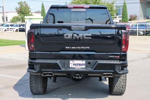2022 GMC Sierra 1500 Limited AT4