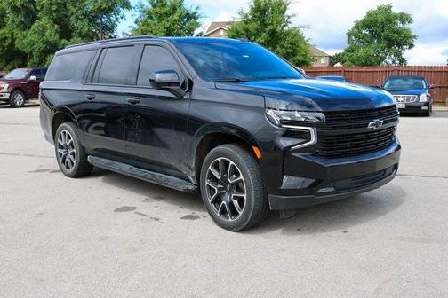 2023 Chevrolet Suburban RST