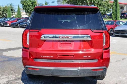 2023 GMC Yukon SLT