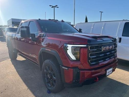 2025 GMC Sierra 2500 AT4