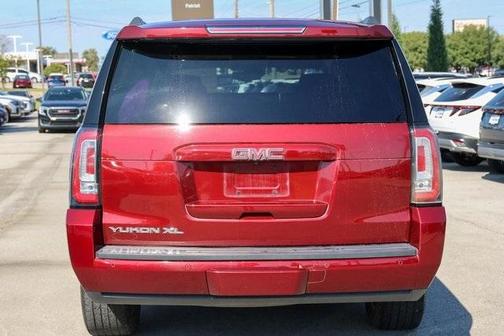 2016 GMC Yukon XL SLT