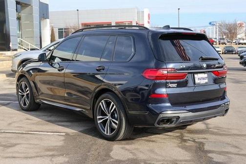 2021 BMW X7 M50i