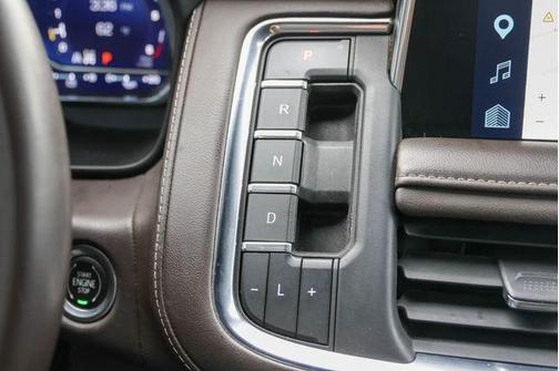 Iridescent Pearl Tricoat 2023 Chevrolet Tahoe Z71
