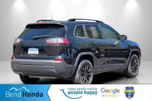 2023 Jeep Cherokee Altitude Lux