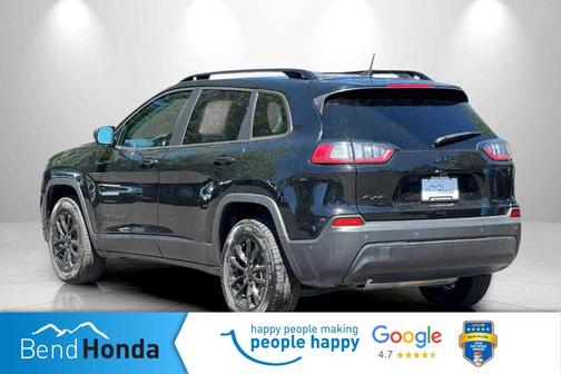 2023 Jeep Cherokee Altitude Lux