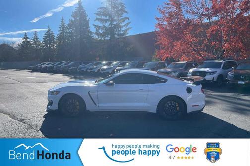 2017 Ford Shelby GT350 Base