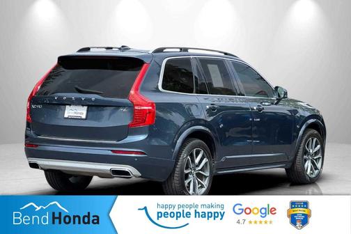 2018 Volvo XC90 T6 Momentum