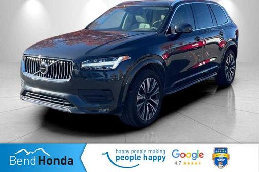 2022 Volvo XC90 T5 Momentum 7 Passenger