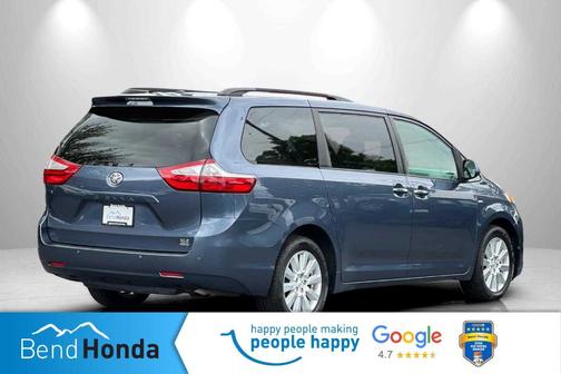 2017 Toyota Sienna XLE Premium