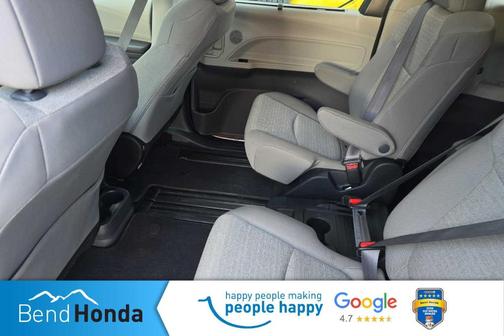 2024 Toyota Sienna LE