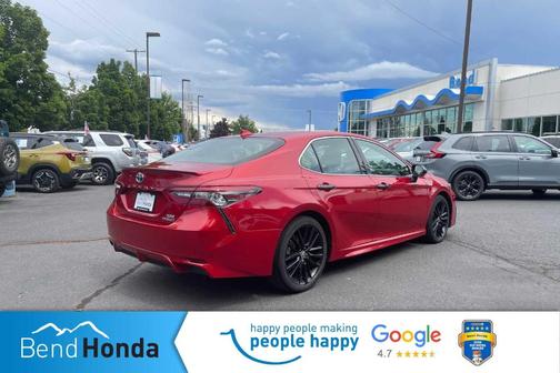 2021 Toyota Camry Hybrid XSE