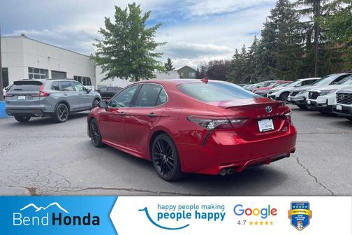 2021 Toyota Camry Hybrid XSE