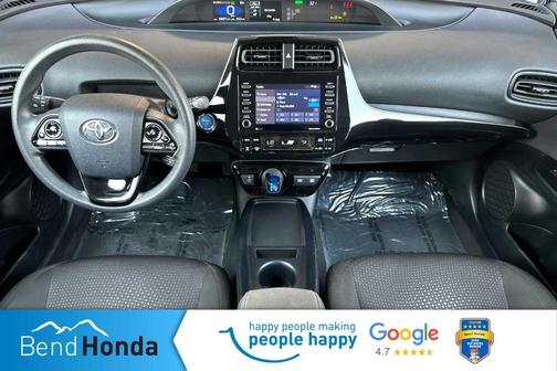 2022 Toyota Prius LE