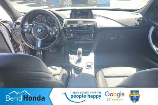 2018 BMW 330 i xDrive