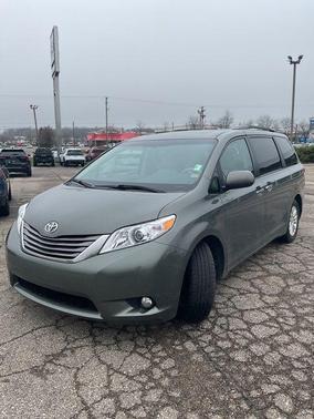 2011 Toyota Sienna XLE