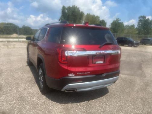 2023 GMC Acadia FWD SLT