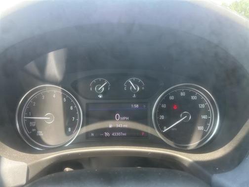 2022 Buick Enclave AWD Essence