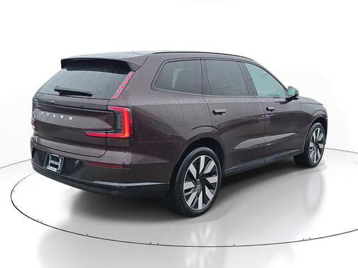 2025 Volvo EX90 Twin Motor Performance Plus 6-Seater