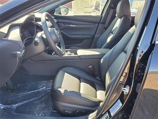 2025 Mazda Mazda3 FWD w/Preferred Package